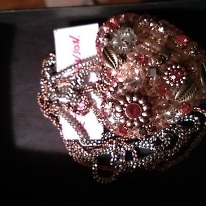 Betsey Johnson heart necklace ♥